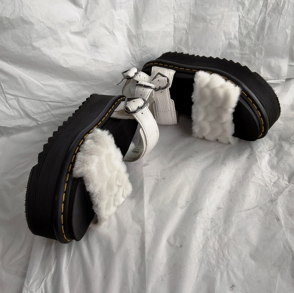 Dr. Martens Voss Quad Fluffy size 8L - Picture 7 of 16